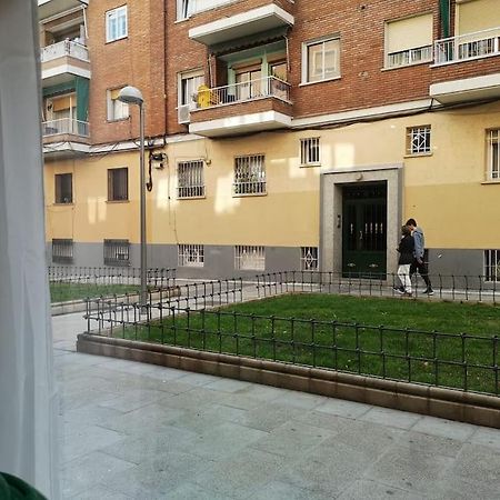 מדריד Nuevo Y Confortable Apartamento En Vista Alegre מראה חיצוני תמונה