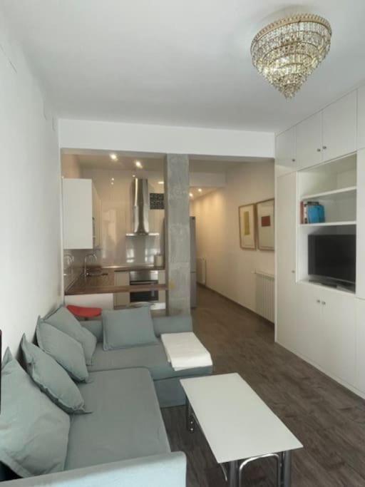 מדריד Nuevo Y Confortable Apartamento En Vista Alegre מראה חיצוני תמונה