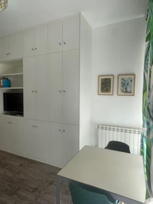 מדריד Nuevo Y Confortable Apartamento En Vista Alegre מראה חיצוני תמונה